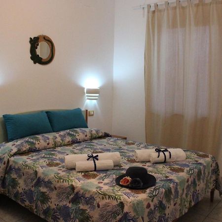 Graceland Rooms And Suites Capo Vaticano Exteriér fotografie